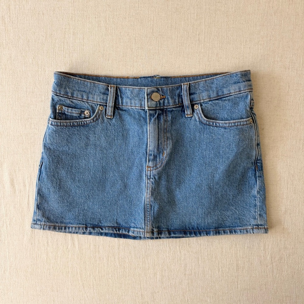 Aritzia Denim Forum Blue Denim Mini Skirt Size 27 Medium Wash